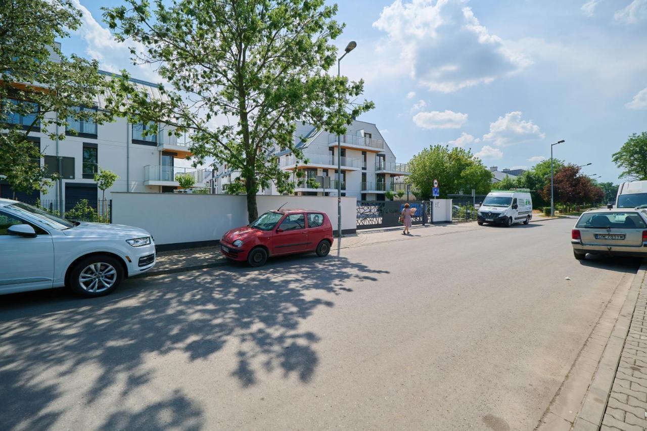 Villa Nova Lux Apartment Wroclaw Kowale By Noclegi Renters Exteriör bild