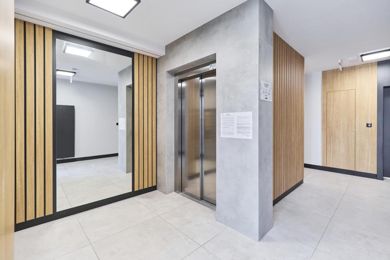 Villa Nova Lux Apartment Wroclaw Kowale By Noclegi Renters Exteriör bild